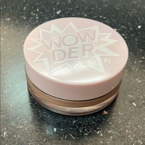 Glossier Wowder Dark/Deep